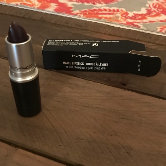 Mac Lipstick Instigator Nwt